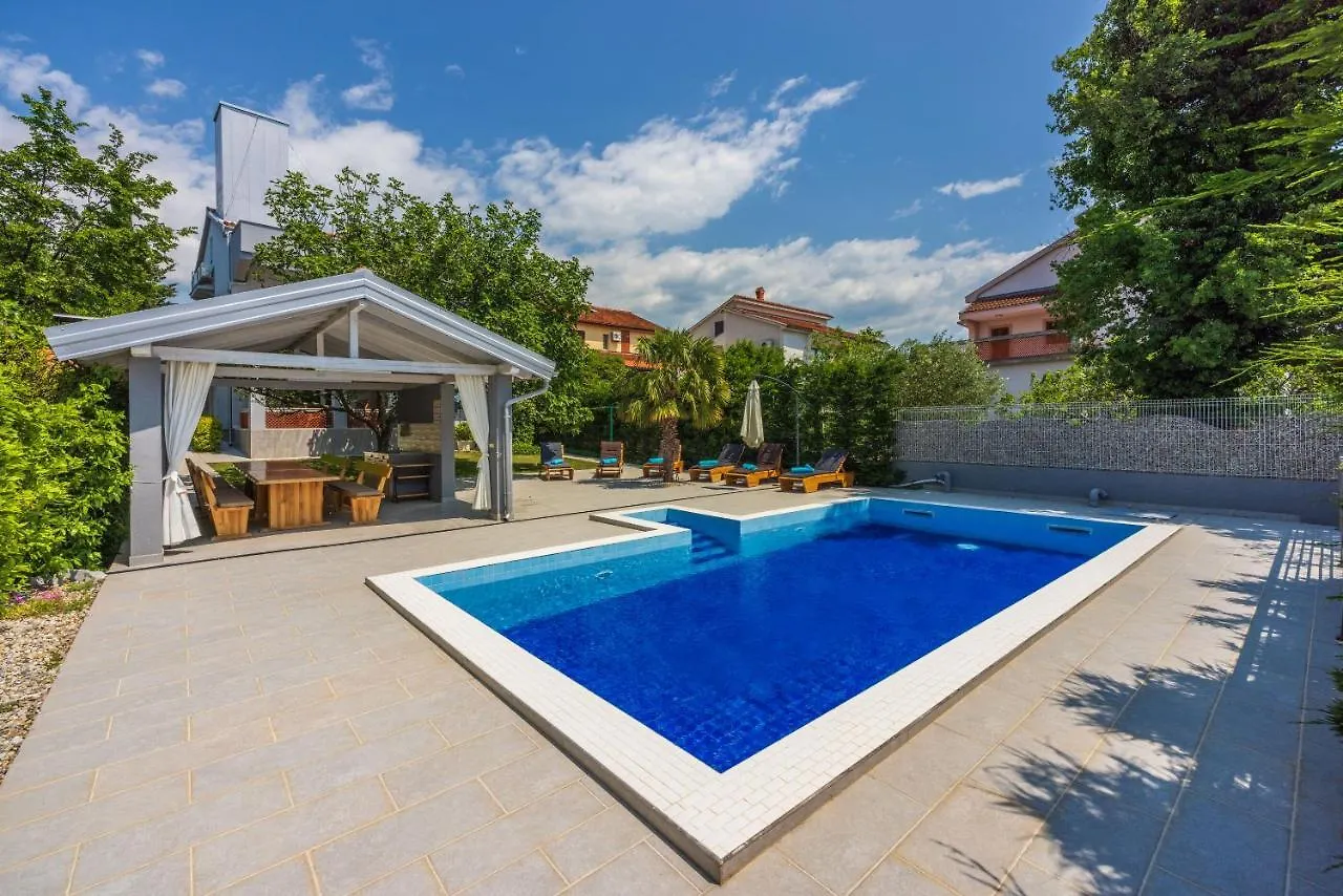 Villa Mayer Jadranovo